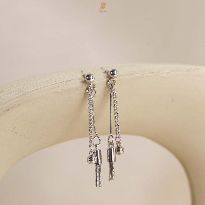 BÔNG TAI CHI TIẾT DÀI TUA RUA MÀU BẠC