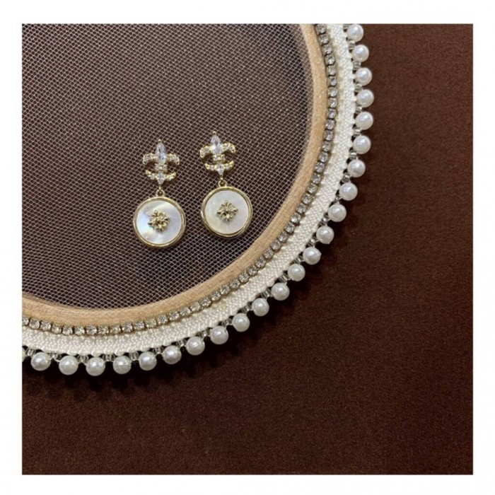 KHUYÊN TAI TRÒN CAO CẤP